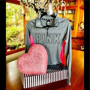 SEXY 🤩- Victoria’s Secret PINK sexy pullover 3/4 zip